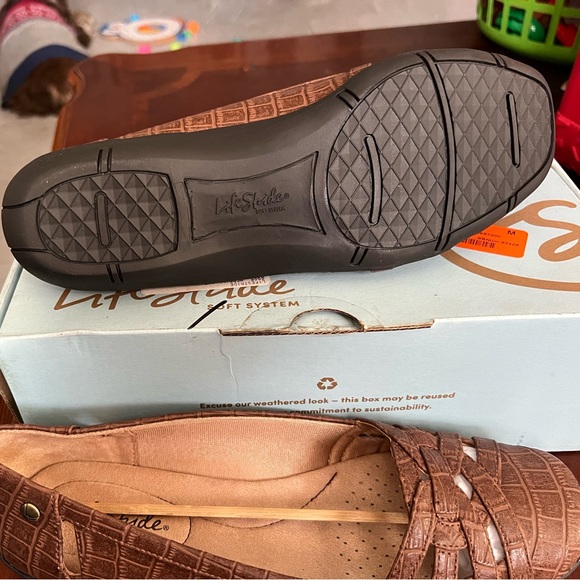 Lifestride soft system Diverse Flats in brown croco size 9.5W. - Picture 3 of 5